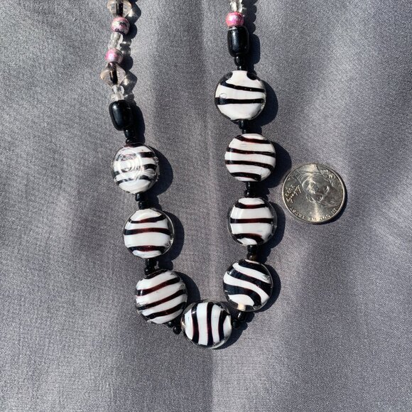 JEWELRY - 17.5in strung beaded drop necklace zebra striped, black, white, pink - Picture 12 of 12